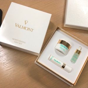 Valmont moisturizing 3pc set